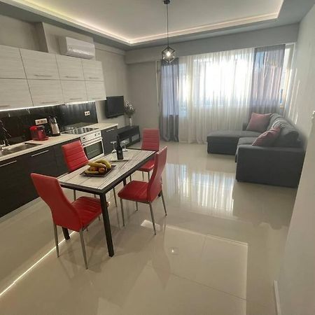 Maxim Deluxe Apartment Nea Alikarnassos Eksteriør billede